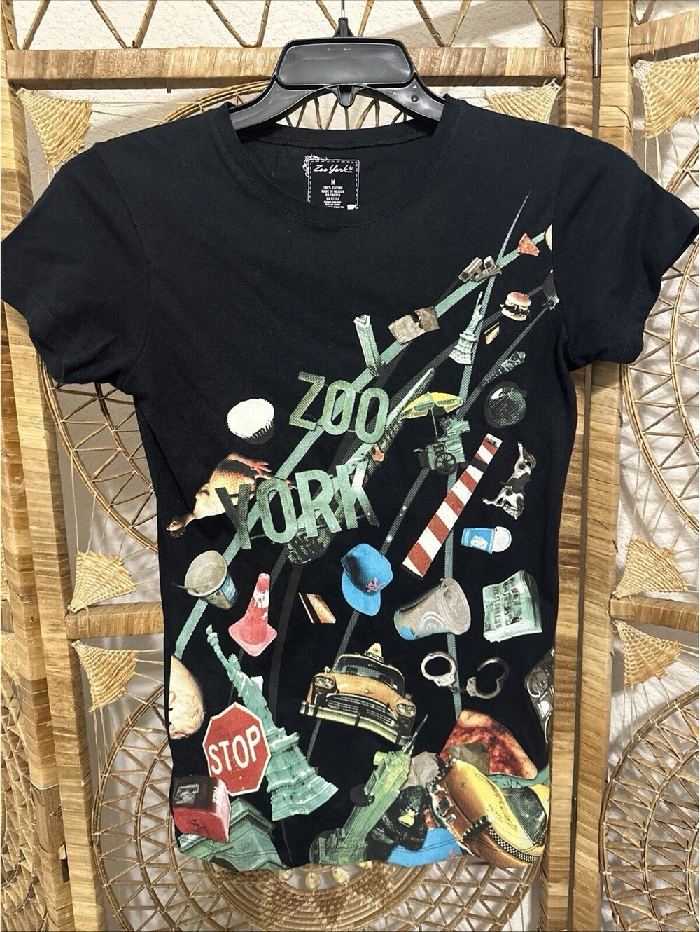 ZOO YORK Vintage Graphic Tee Shirt Size M Unique Zoo York City East Coast